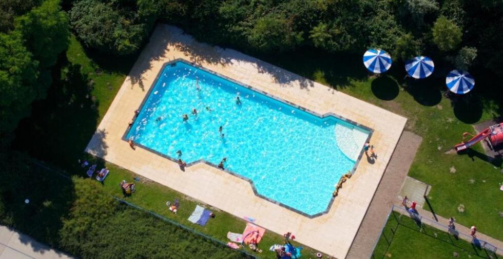 Chalet Makkum C99B Met Prive Gelegen Tuin Aan Het Water Ngoại thất bức ảnh