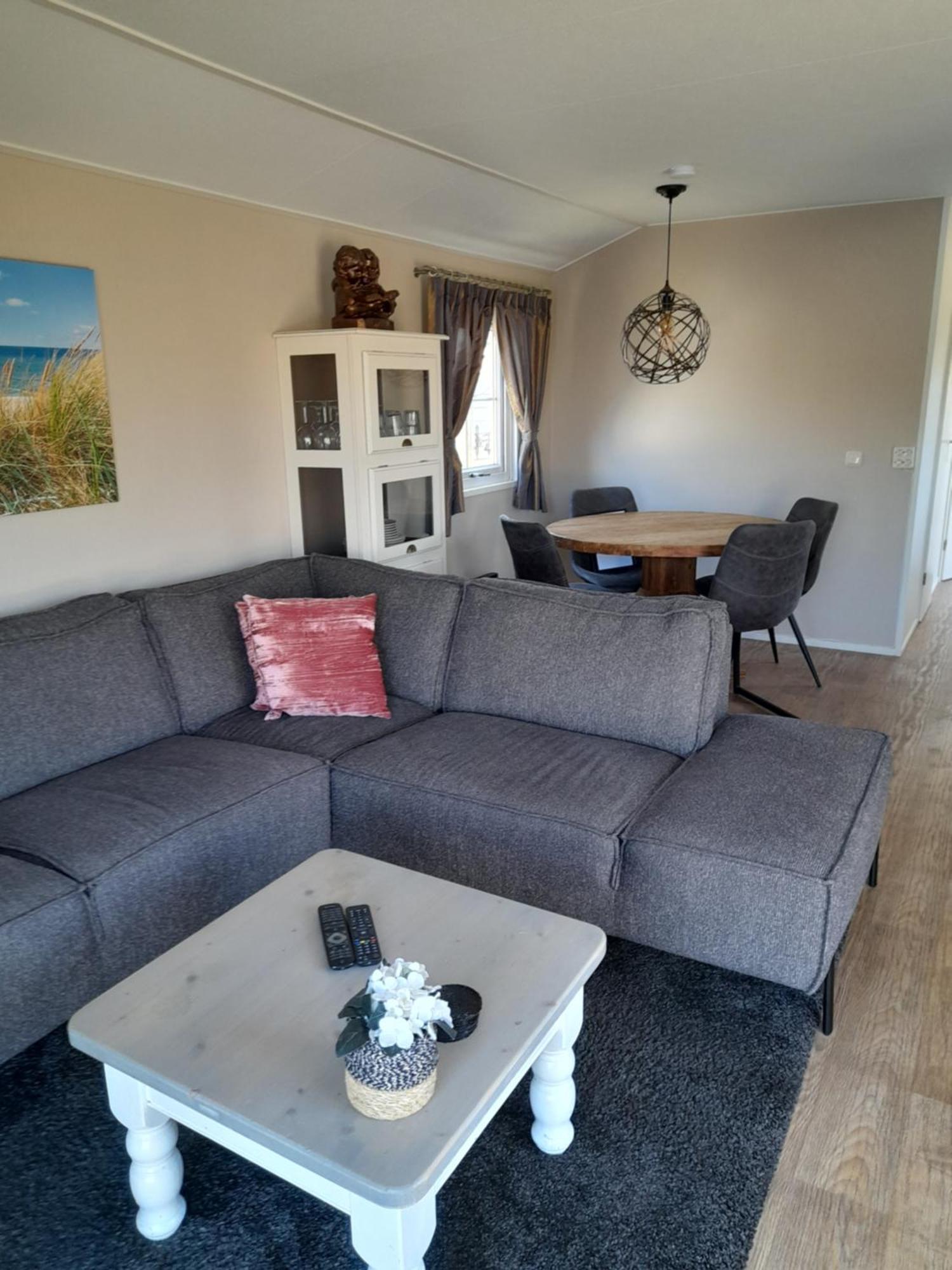 Chalet Makkum C99B Met Prive Gelegen Tuin Aan Het Water Ngoại thất bức ảnh